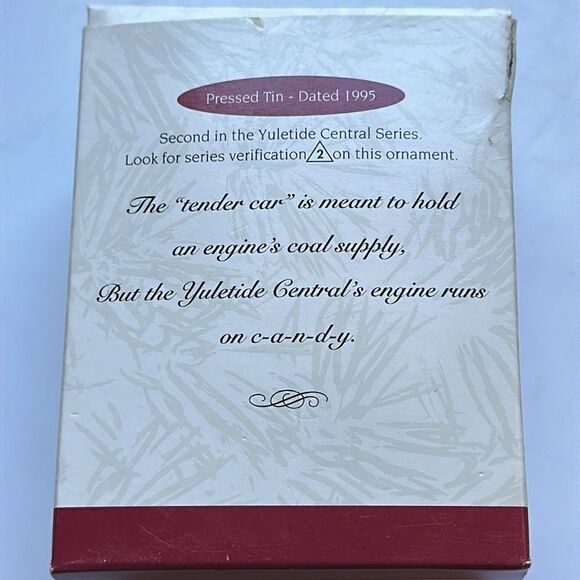 New in box Vintage 1995 Hallmark Yuletide Central pressed tin Keepsake ornament - Picture 2 of 7